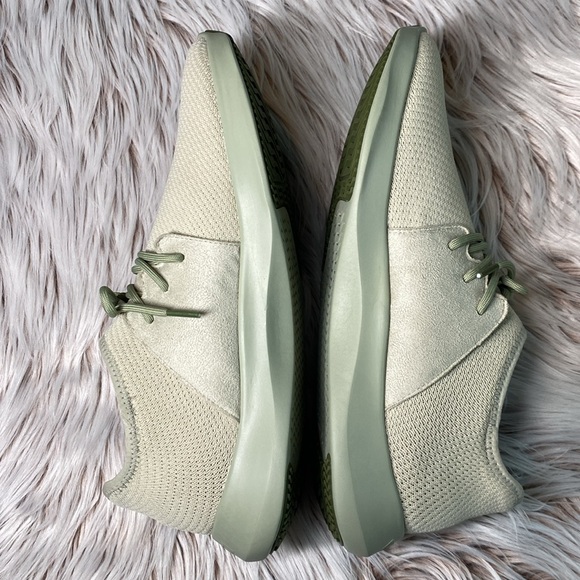 VESSI Everyday Classic Safari Green Waterproof Lightweight Sneaker Womens 11 - Picture 5 of 10